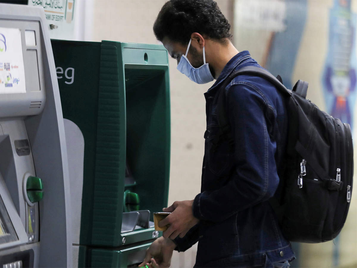 البنوك تكثف حوافزها فى اليوم العالمى للشباب لتشجيع الانضمام للقطاع المصرفى