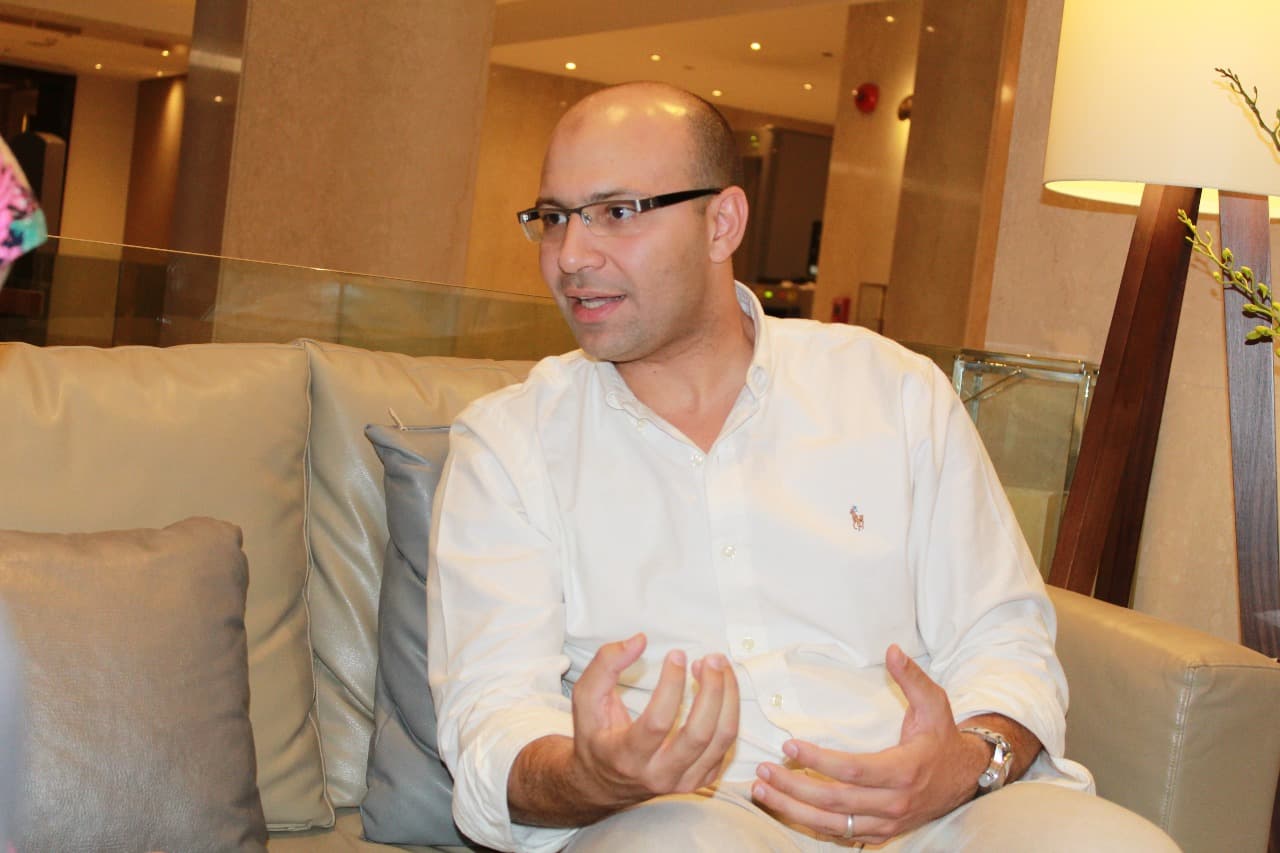 إسلام خاطر مدير المبيعات بشركة دوجا للتطوير العقارى