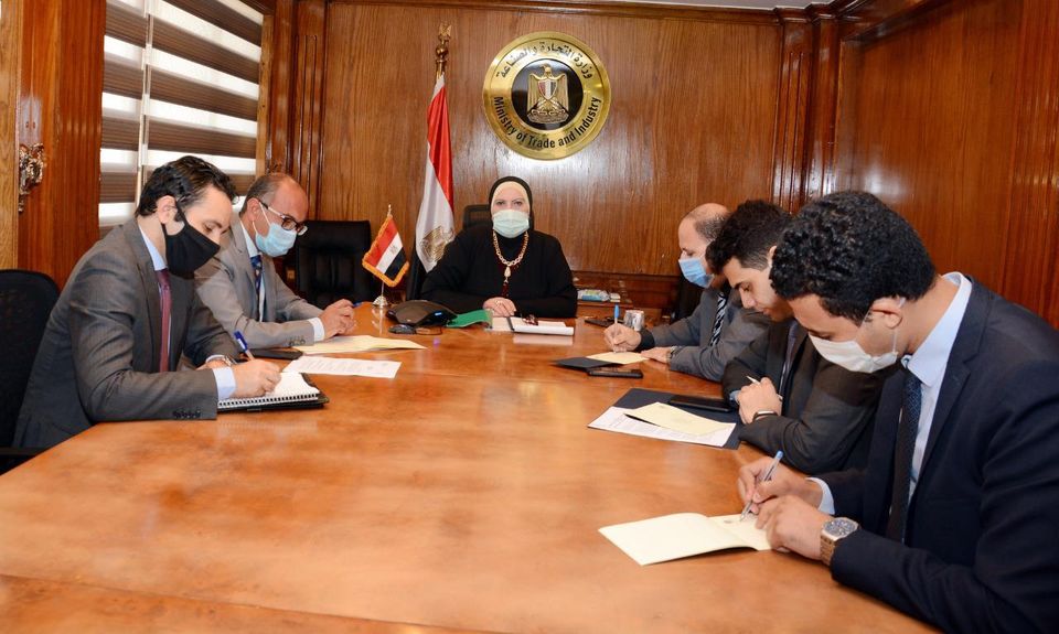 مصر تتفق مع الصين على إجراءات لتعزيز التعاون الاقتصادى بين البلدين