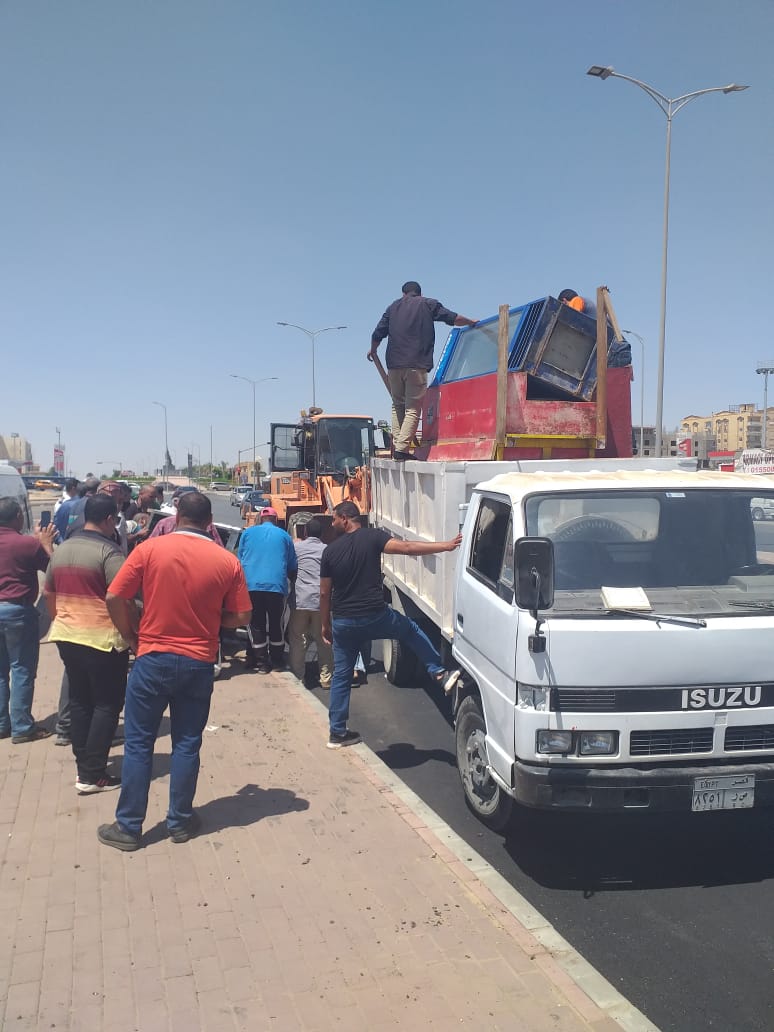 حملات لإزالة المخالفات فى “6 أكتوبر” و”القاهرة الجديدة”