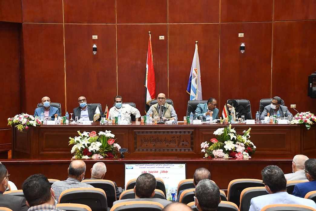 وزير الإسكان: الإسراع بمعدلات تطبيق قانون التصالح فى المدن الجديدة