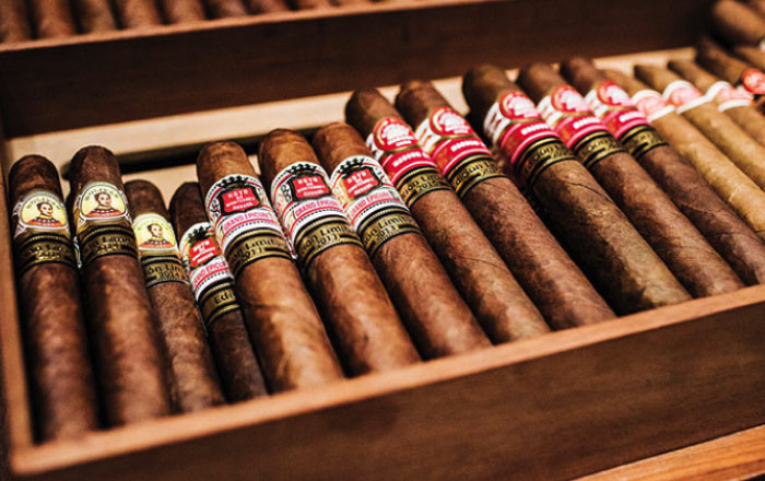 رئيس شعبة الدخان: زيادة أسعار السيجار نتيجة ارتفاع سعر الخام