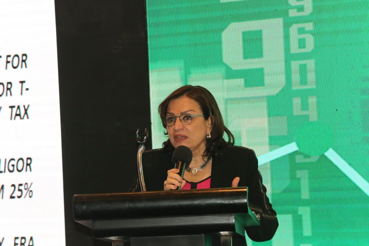 هبة عبد اللطيف، رئيس قطاع القروض المشتركة وأسواق الدين بالبنك التجارى الدولي