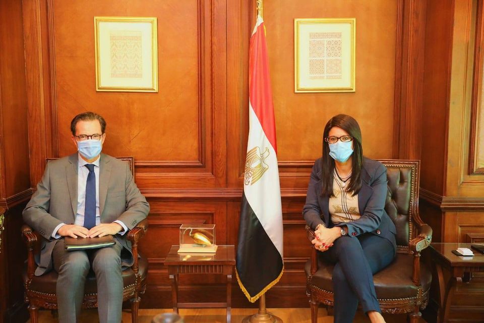 "التعاون الدولى" تبحث مع "فرنسا" مشروعات الشراكة الاستراتيجية بقيمة مليار يورو