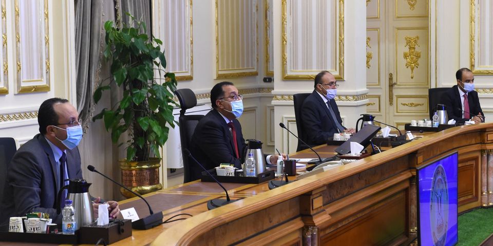 اجتماع الحكومة مع المحافظين ؛ مجلس الوزراء