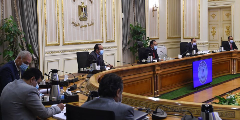 اجتماع الحكومة مع المحافظين ؛ مجلس الوزراء