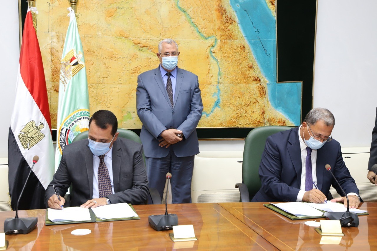 وزير الزراعة يشهد توقيع بروتوكولين لدعم المستفيدين من مشروع 1.5 مليون فدان