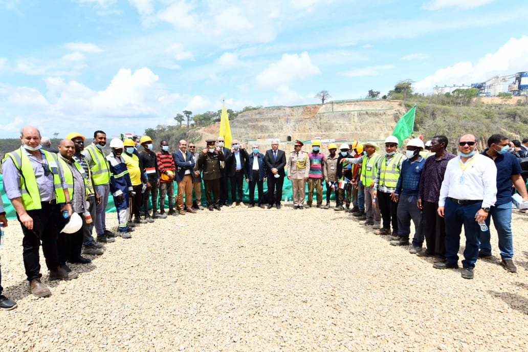 مسئولو التحالف المصرى المنفذ للسد التنزانى: المشروع يؤكد قدرة الشركات المصرية على تنفيذ المشروعات الكبرى