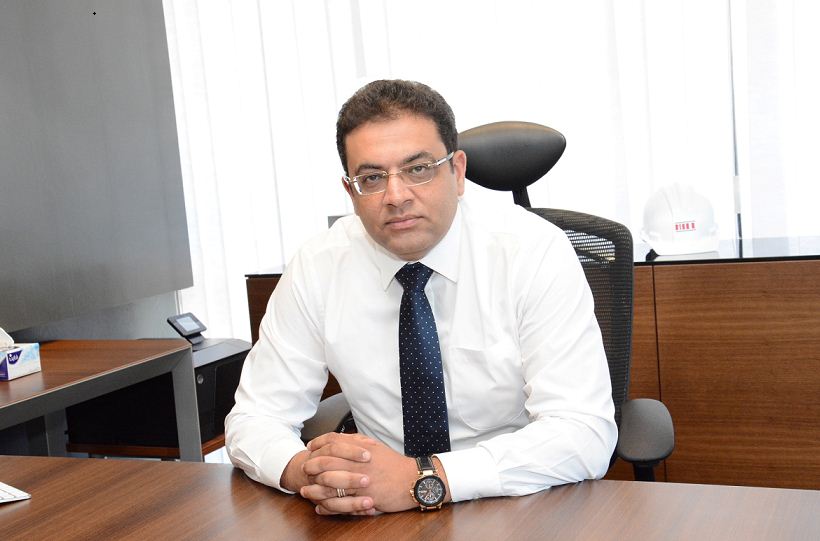 وليد عبد الفتاح المدير الإقليمى لشركة هيل إنترناشيونال