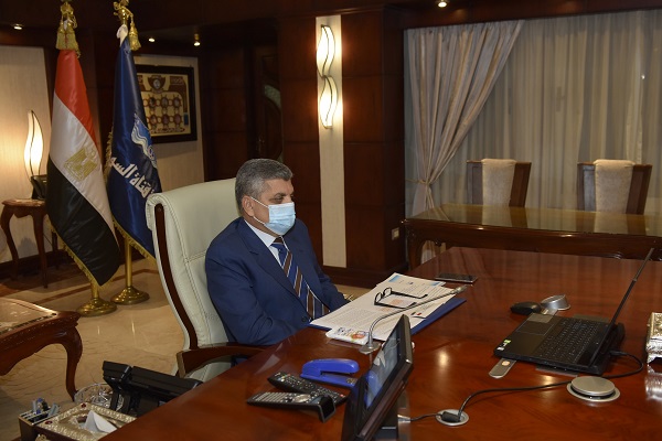 تنفيذ 740 مشروعاً للطرق بتكلفة 6.3 مليار جنيه  فى ” المنيا “خلال 6 سنوات 