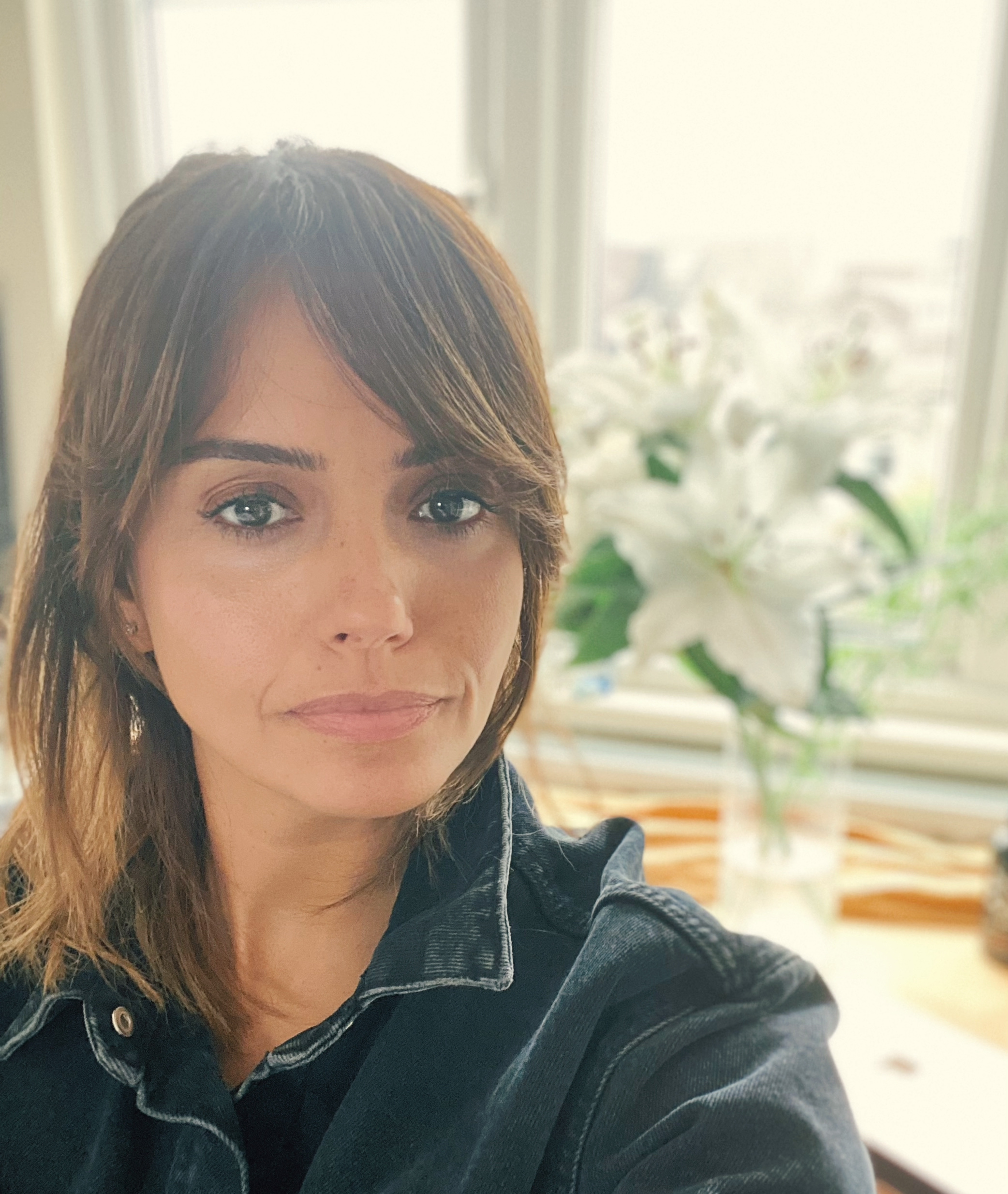 ليديا شوندربيك ؛ سورس بيوتى