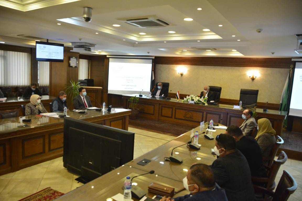 “الجيزة” تخصص 3 مراكز لتلقى لقاح “كورونا”