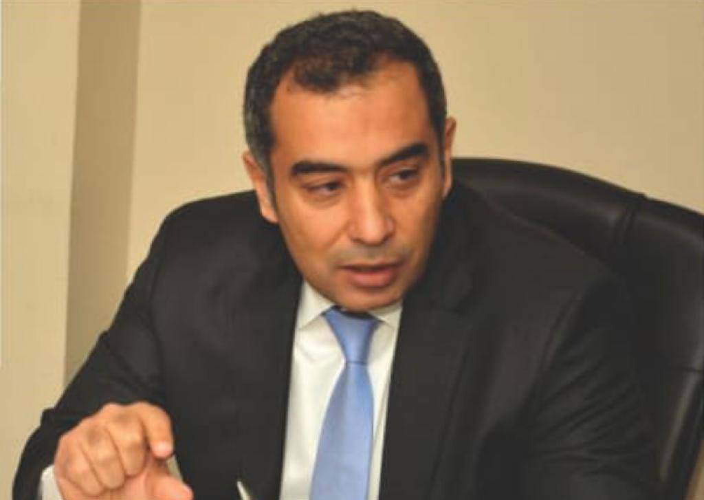 أحمد سرحان ؛ إكسيل