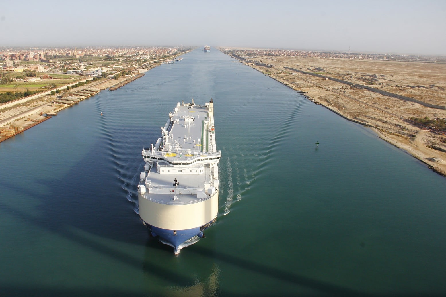 قناة السويس