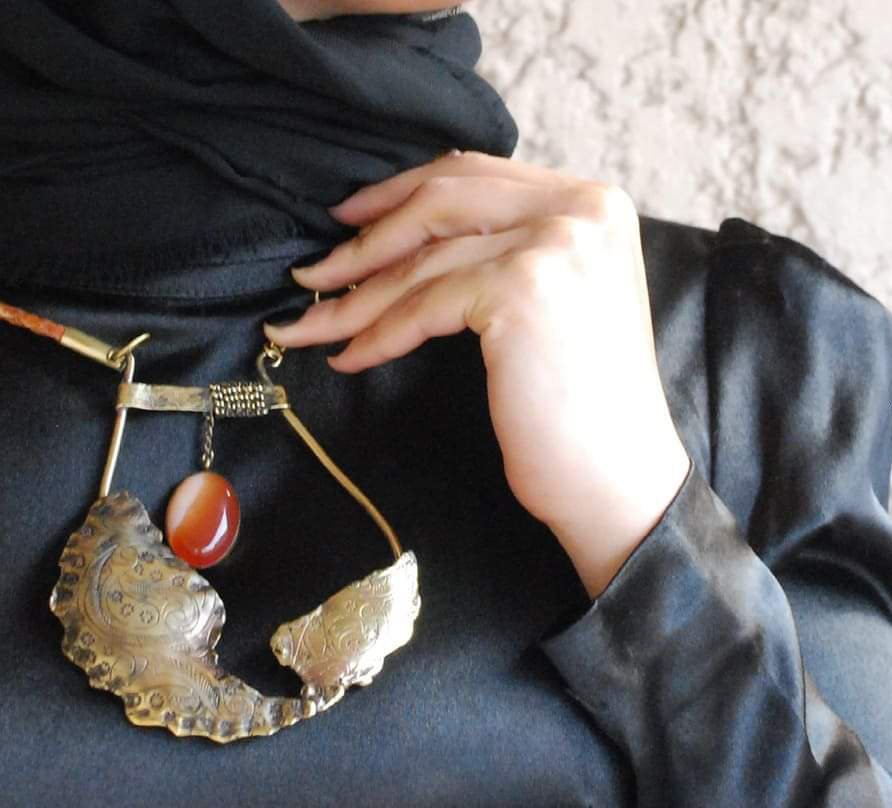 «حلى نقش زمان» يتناول فلسفة النقش وعلاقتها بمتغيرات الزمن