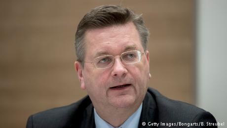 غريندل: لا يمكن إقامة المونديال في بلدان تدعم الإرهاب