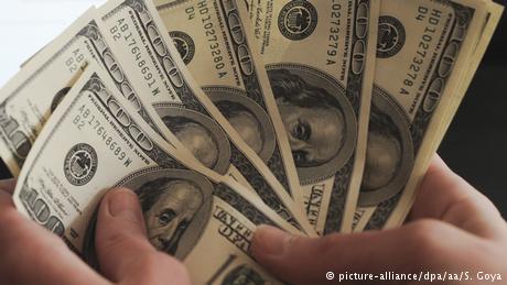 تخلت عن التسوق لعام فوفرت آلاف الدولارات!