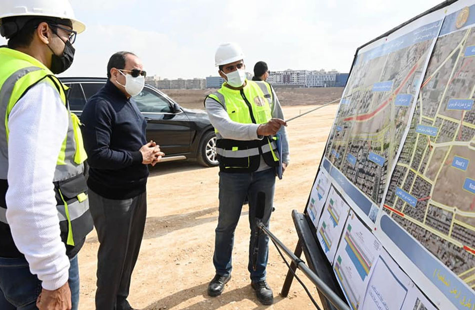 السيسي يتفقد مشروع مركز النقل المتكامل