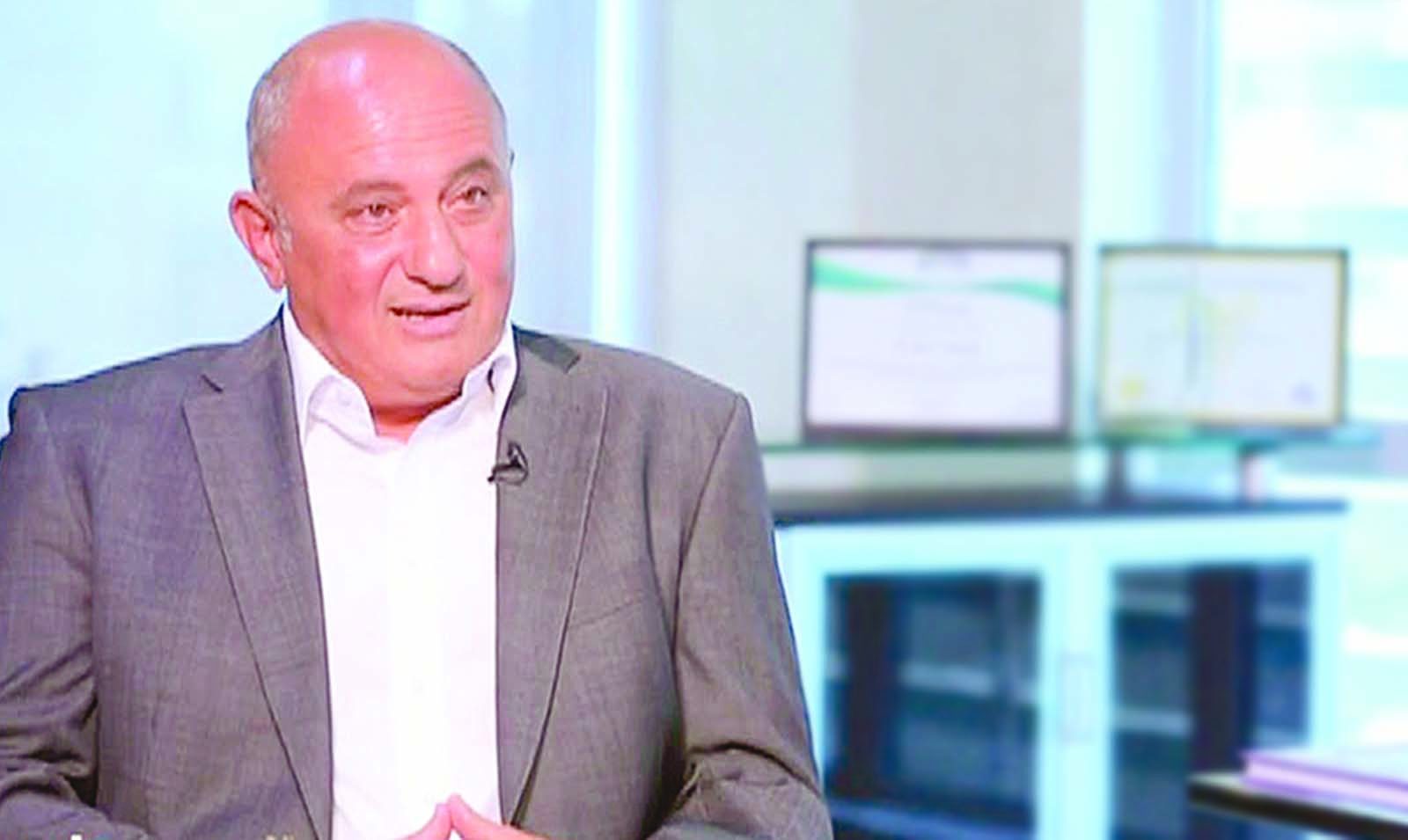 كايرو ثرى إيه للدواجن ؛ أمير إسكندر