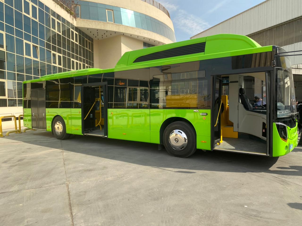 «MCV» تطلق أول أتوبيساتها العاملة بالغاز والكهرباء