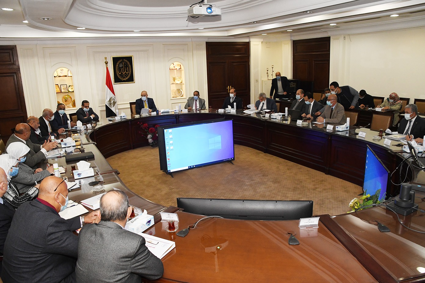 "الإسكان" تبدأ تنفيذ مبادرة "حياة كريمة" لتطوير القرى والتوابع