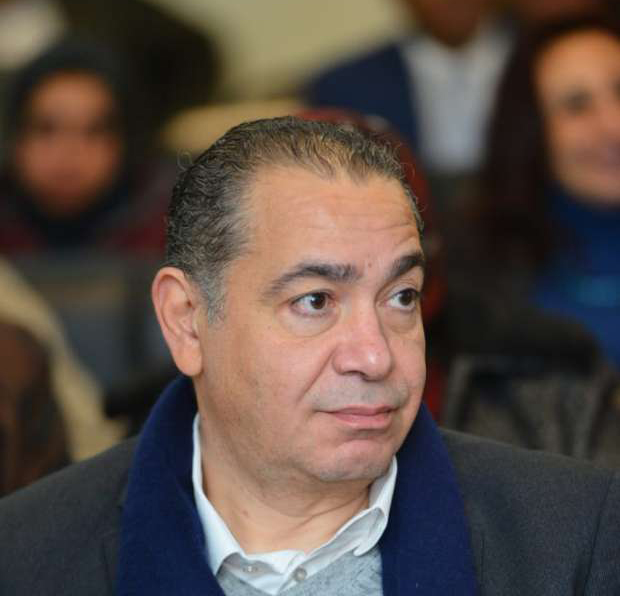 هشام عطية عميد كلية الإعلام جامعة مصر للعلوم والتكنولوجيا