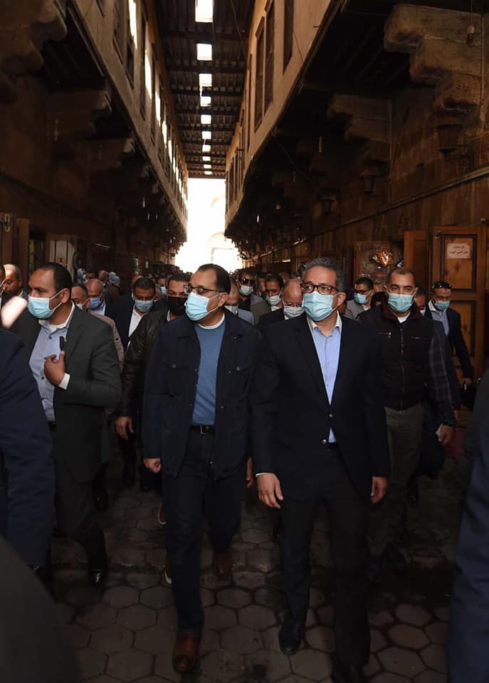 رئيس الوزراء يتفقد مشروعات تطوير “القاهرة التاريخية”