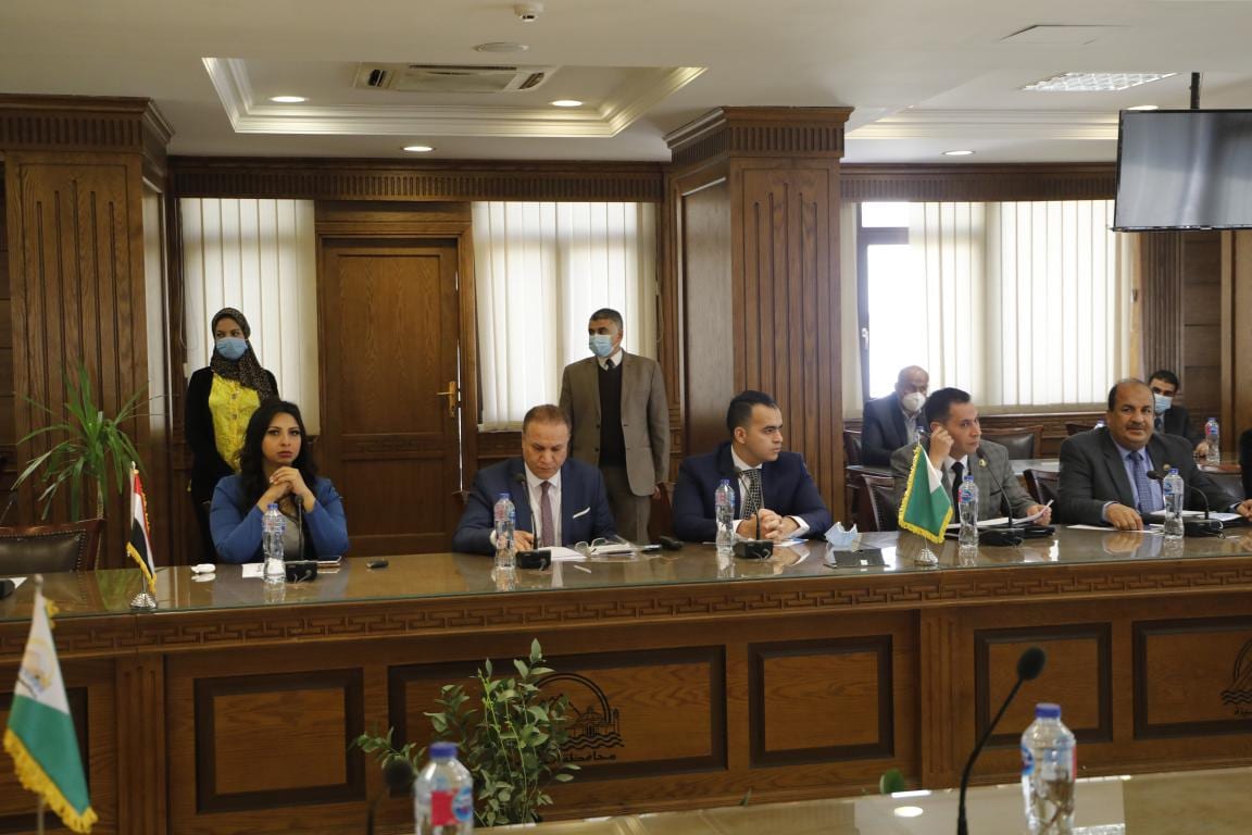 محافظ الجيزة: إنشاء كبارى مشاة بتكلفة 150 مليون جنيه للحد من الحوادث