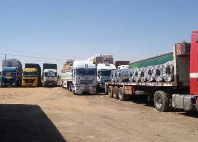 “السودان” يحظر دخول الشاحنات المصرية المخالفة بداية من غدا الخميس