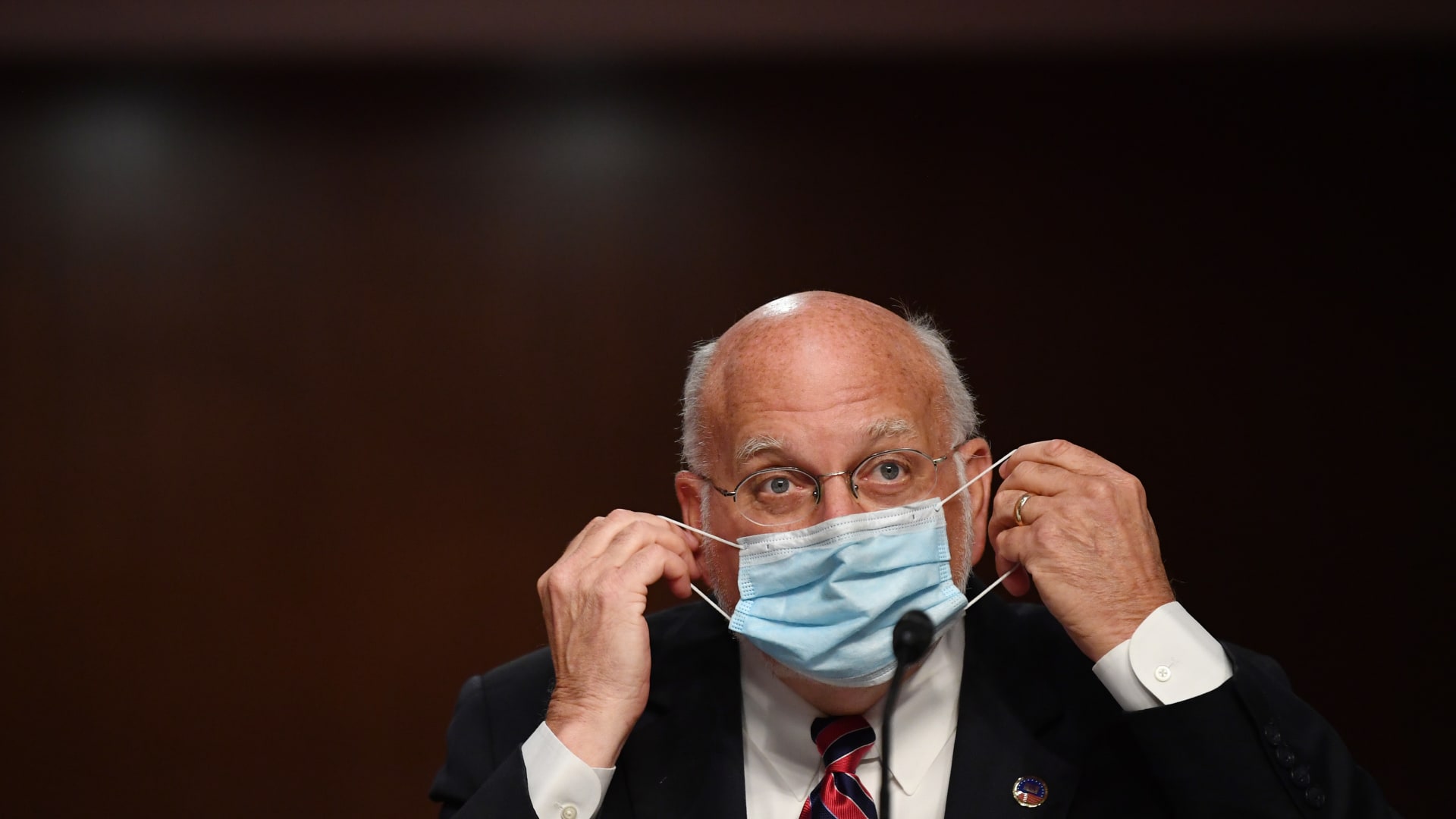 مسؤول صحى أمريكى سابق يعتقد أن منشأ فيروس كورونا كان فى مختبر صينى