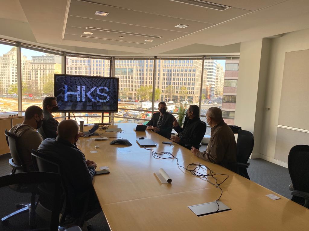 وزير الإسكان يبحث مع مكتب "HKS" الأمريكى إدارة مدينة طبية بالعاصمة الإدارية