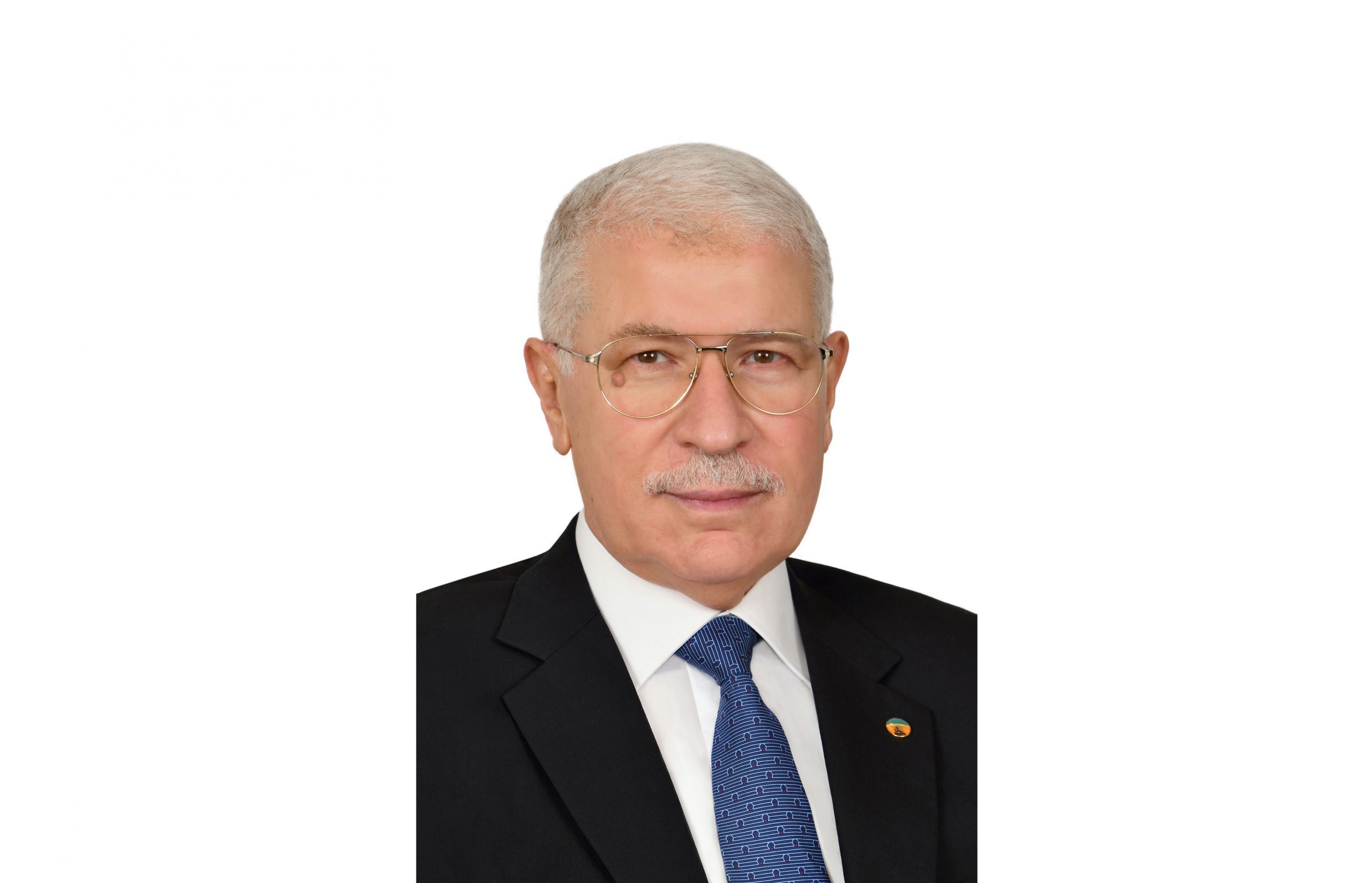 سيد فاروق ؛ المقاولون العرب