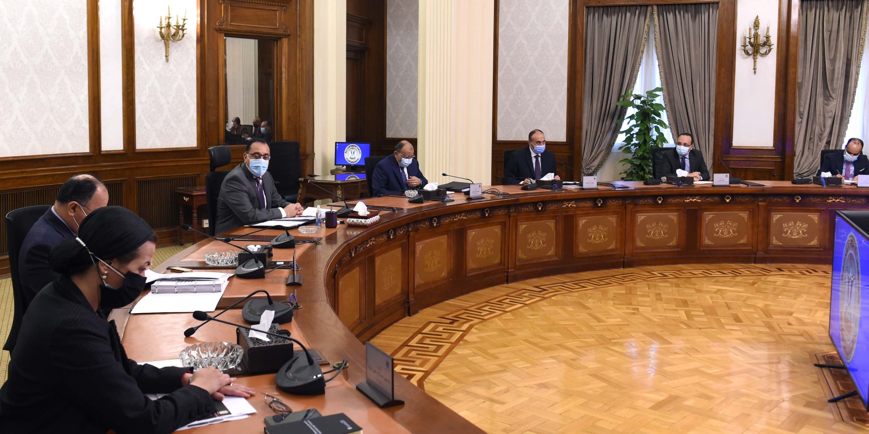 الحكومة تبدأ التشغيل التجريبى لمنظومة جمع ونقل ونظافة الشوارع فى 4 محافظات