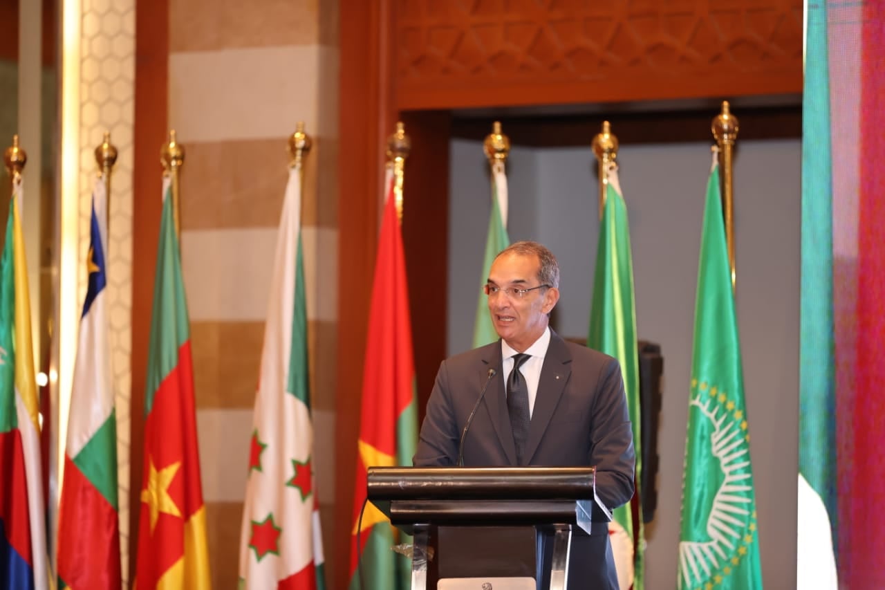 وزير الاتصالات: التحول الرقمى ضرورة للهيئات القضائية لتطويع تكنولوجيا المعلومات لخدمة العدالة والقانون