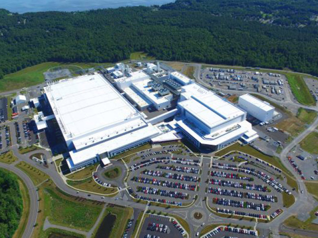 الأمريكية “جلوبال فوندريز” تعتزم استثمار 4 مليارات دولار لتشييد مصنع للرقائق في سنغافورة