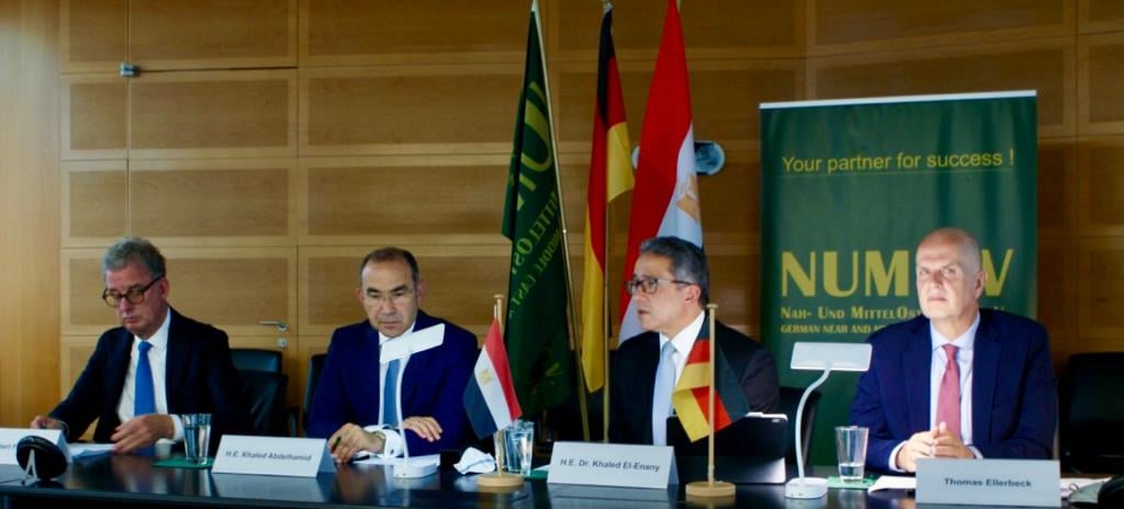 وزير السياحة: تزايد أعداد السائحين الوافدين إلى مصر منذ بداية 2021