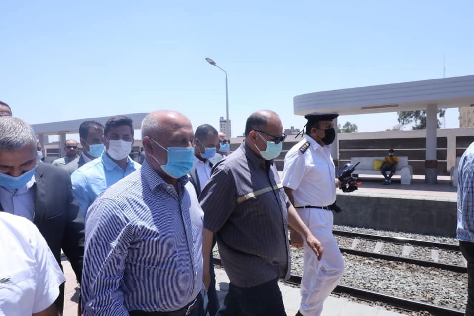 وزير النقل: تنفيذ مشروعات لتحديث نظم الإشارات على خطوط السكك الحديدية بتكلفة 46.8 مليار جنيه