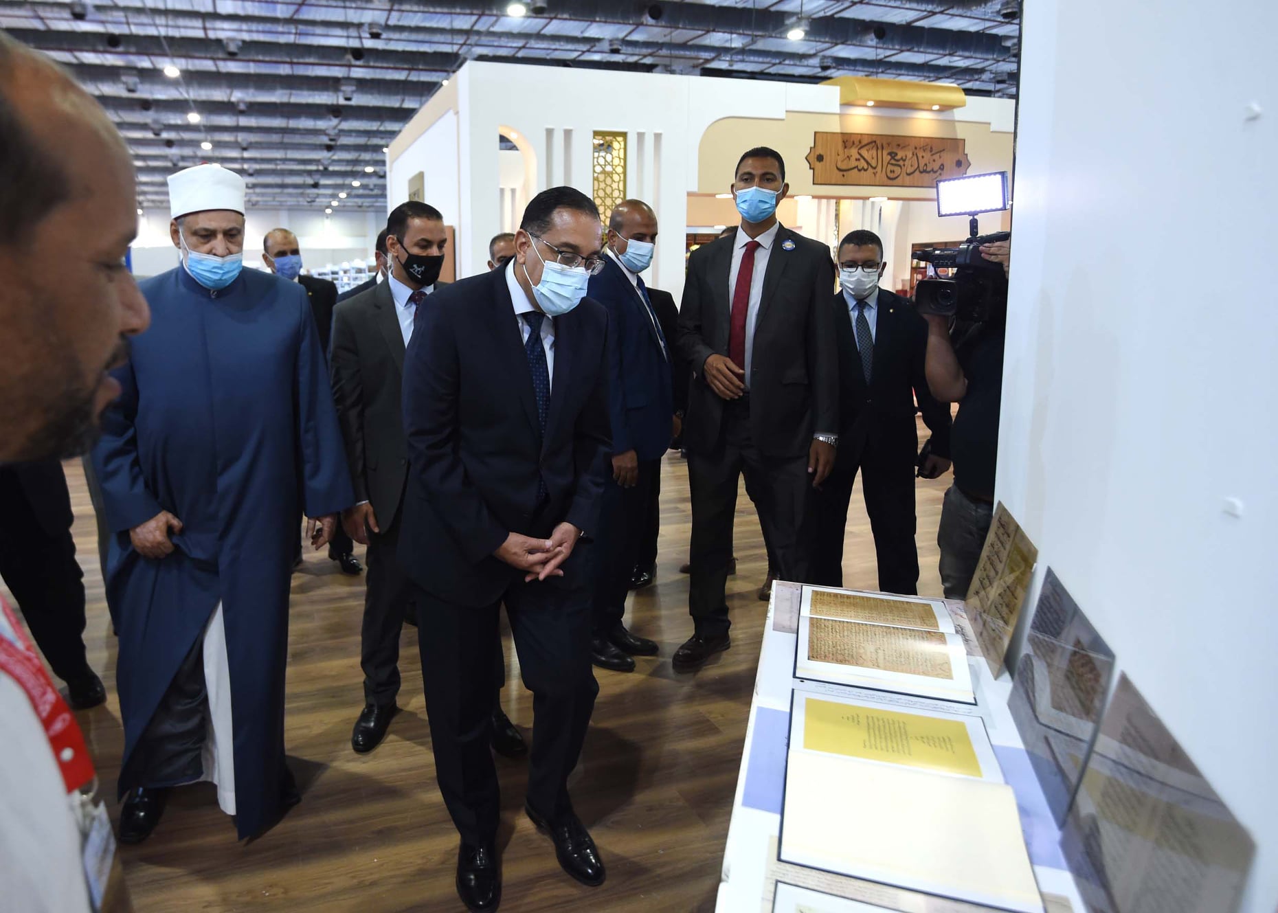 رئيس الوزراء: مصر تشهد حراكًا ثقافيًا غير مسبوق فى عهد الرئيس السيسى