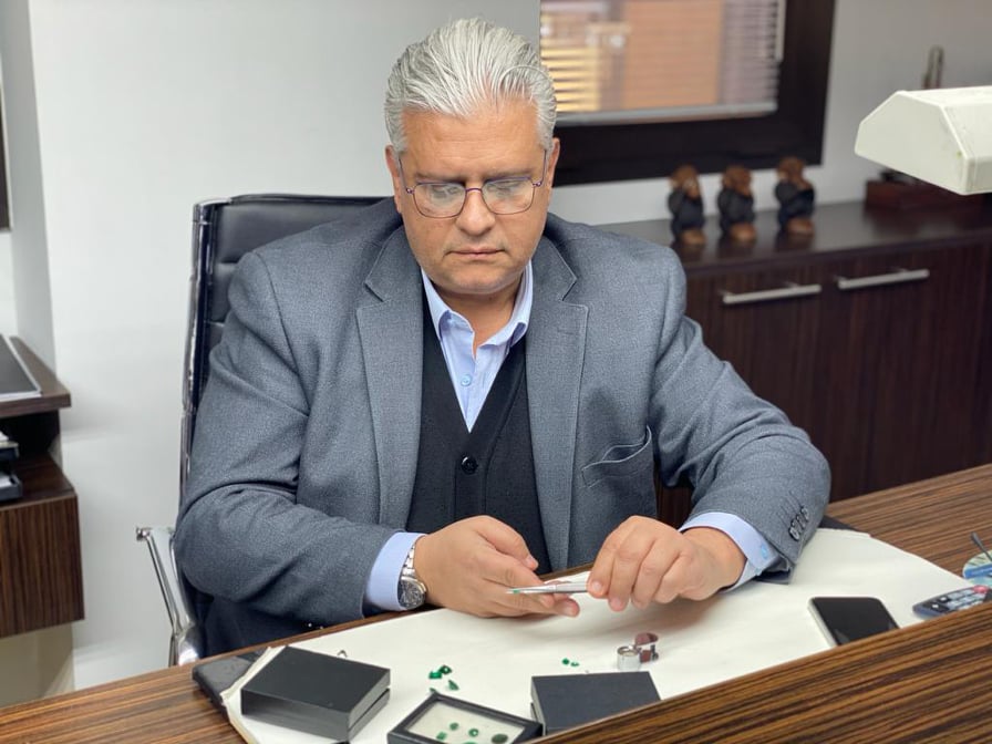 “جيم بريديج” لتداول الأحجار الكريمة تطرح خدمات جديدة لعملائها