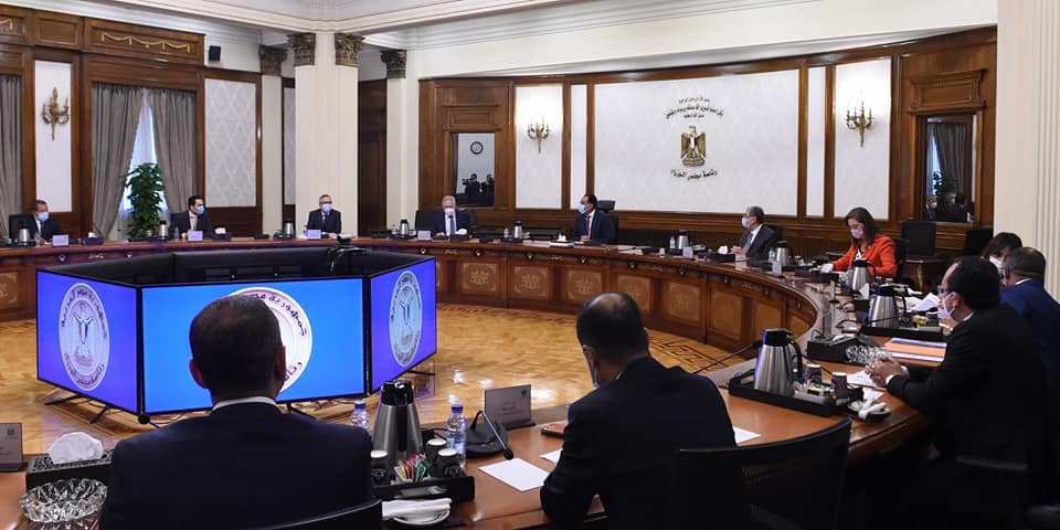 رئيس الوزراء يلتقى وفد "سكاتك" النرويجية لبحث التعاون في تحلية المياه باستخدام الطاقة المتجددة