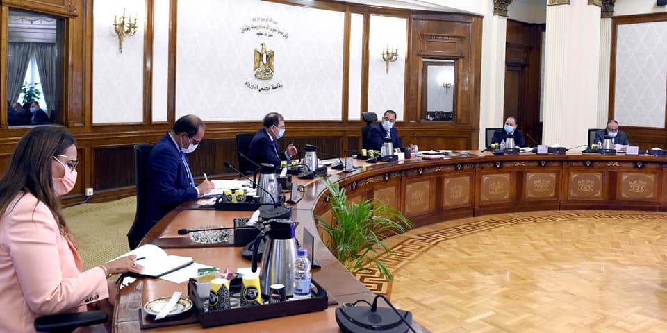 "الوزراء": تطوير قطاع البترول رفع مساهمته فى إيرادات الموازنة العامة