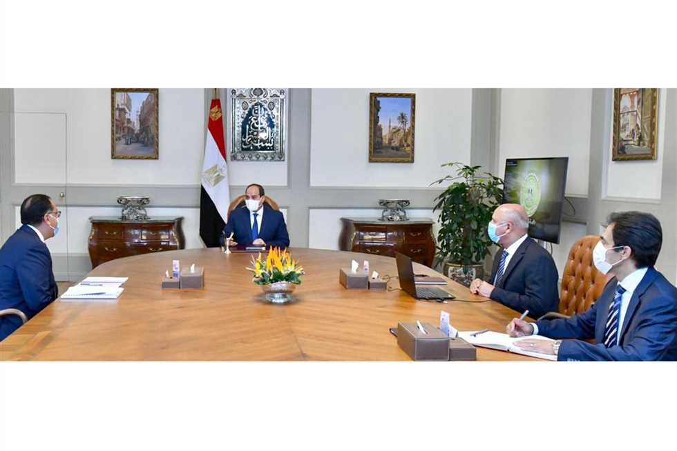 «السيسى» يوجه بالاستغلال الأمثل للأصول التابعة لـ«النقل العام» بالقاهرة الكبرى