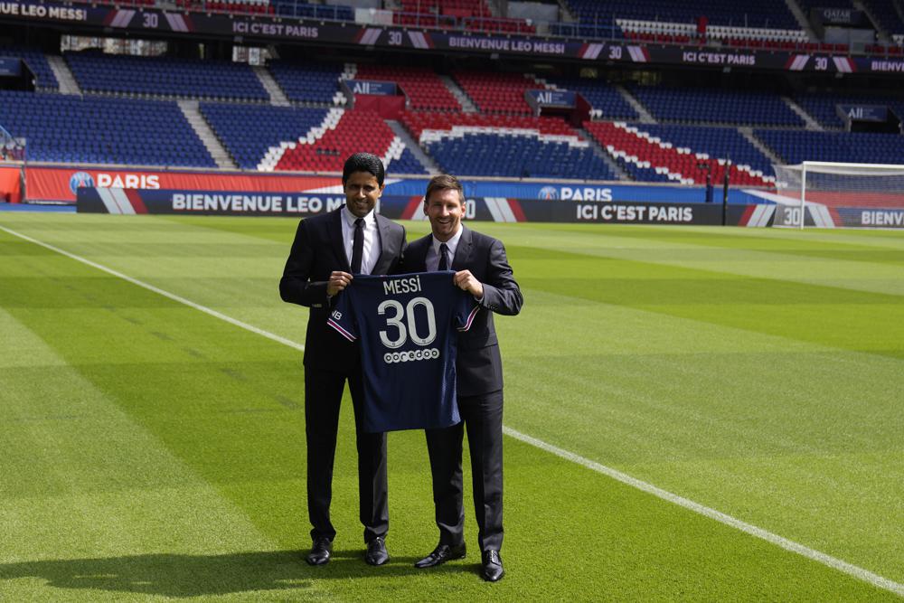 "باريس سان جيرمان" يدفع جزءاً من مستحقات "ميسى" بالعملة المشفرة