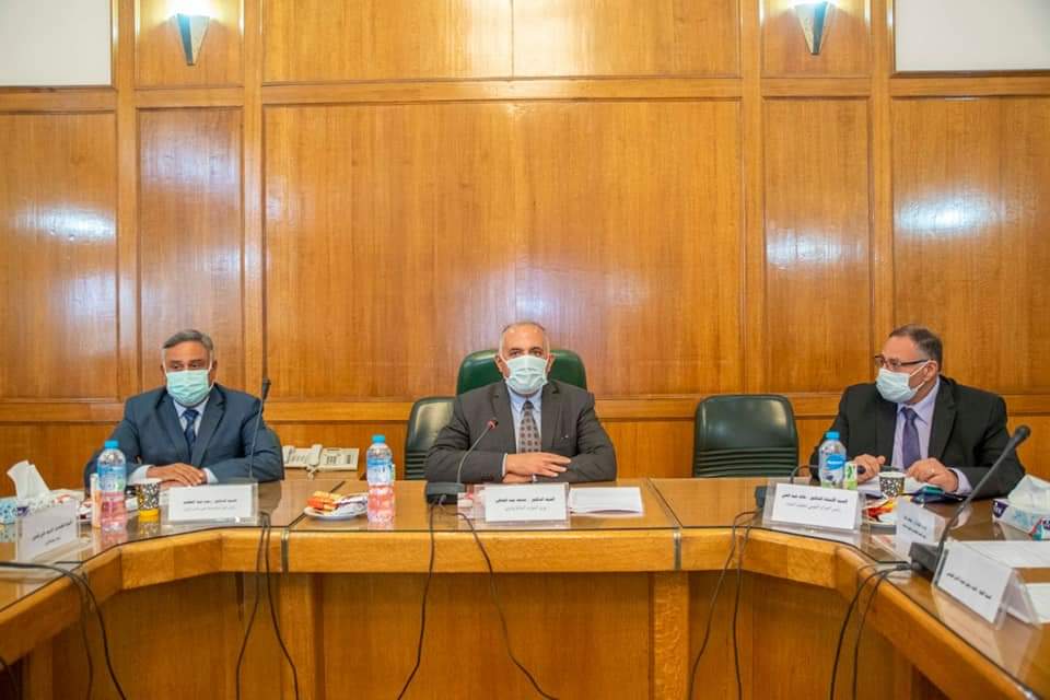 وزير الري: نتابع حالة كافة المنشآت المائية على مستوى الجمهورية