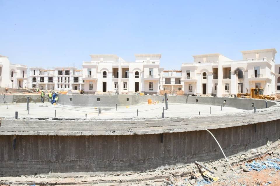 "الإسكان" تنفذ تشطيبات 22.5 ألف وحدة بـ"جاردن سيتى الجديدة" فى العاصمة الإدارية