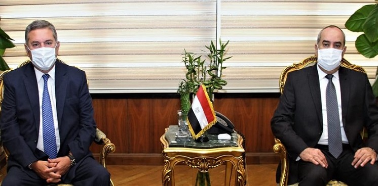 وزيرا قطاع الأعمال والطيران يبحثان تنفيذ مشروع رأس جميلة بشرم الشيخ