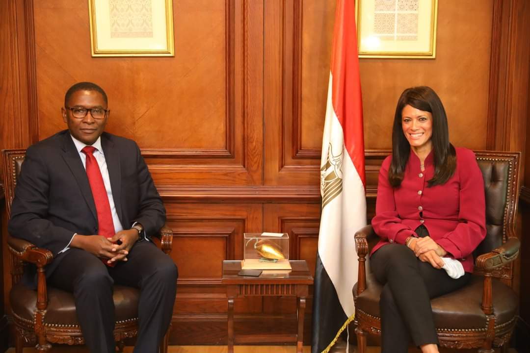 “المشاط” تستعرض مع مساعد الأمم المتحدة الإعداد لجلسة “تغير المناخ” 