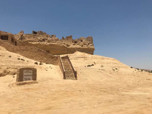 البيئة: تطوير منطقة "الجارة" بسيوة وتحويلها إلى مقصد للسياحة البيئية