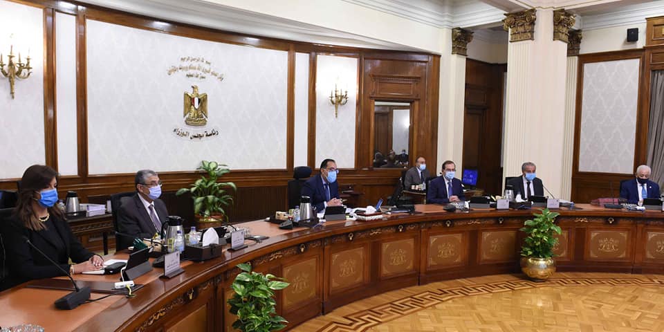 رئيس الوزراء: سعيد كمهندس بما وصلت إليه الشركات المصرية من قدرة على تنفيذ المشروعات الكبرى