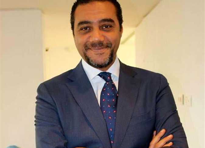 “عصام”: لا يوجد أى محادثات لبيع “فودافون” مصر إلى “إس تى سى” السعودية